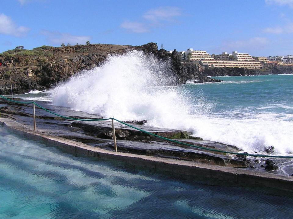 Beach-Front Tenerife Sth Sea And Pool View Costa Del Silencio Bagian luar foto